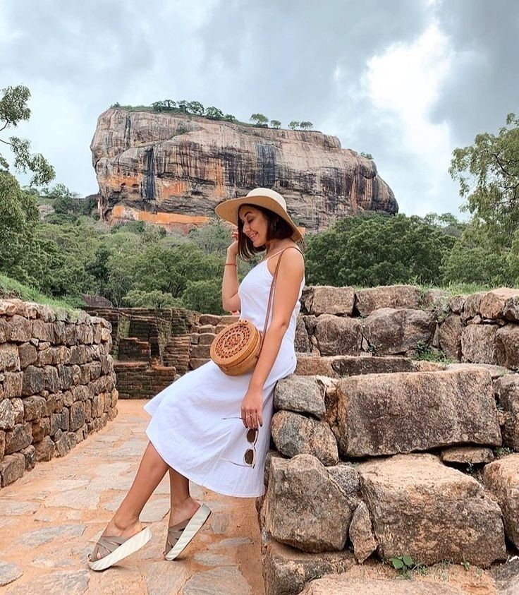 Is Sri Lanka Safe for Solo Female Travelers in 2026? – Happy SL Tours